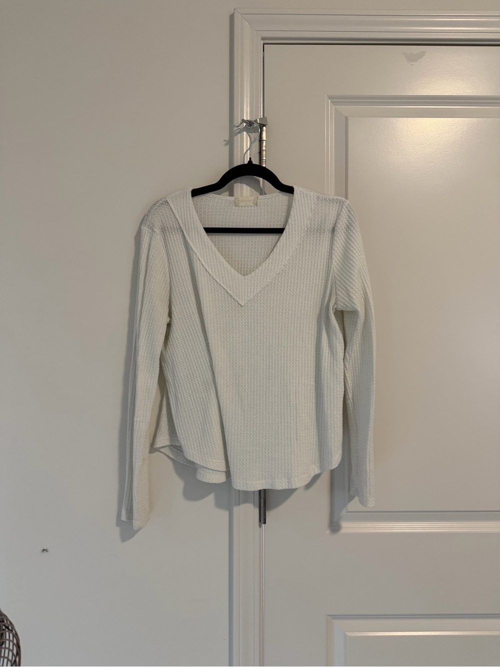 Women's White & Black Waffle V-Neck Long Sleeve Top BUNDLE.